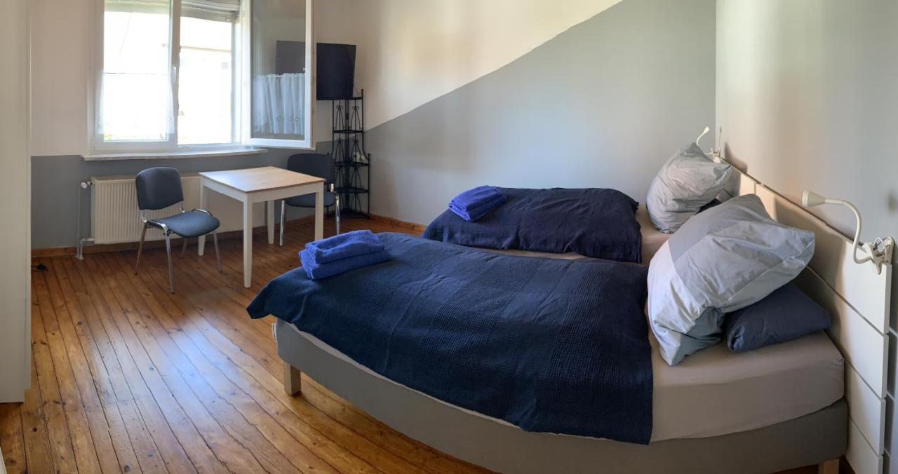 Monteurs Zimmer Noack Borssum Exteriér fotografie